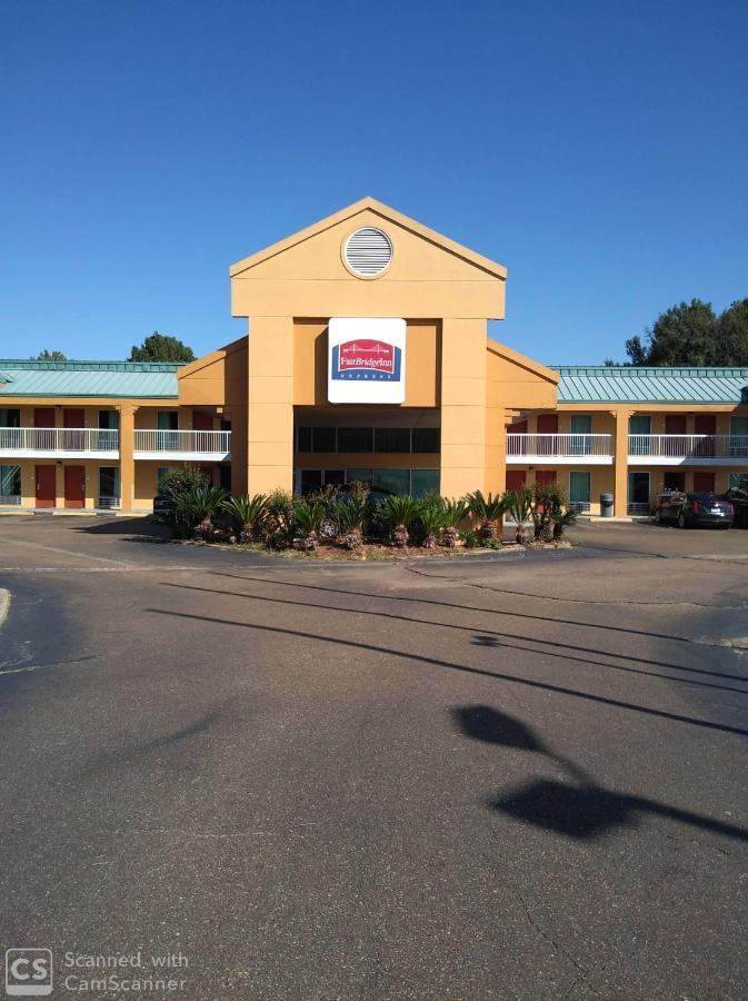 Fairbridge Inn Express ناتشيز، مسيسيبي المظهر الخارجي الصورة